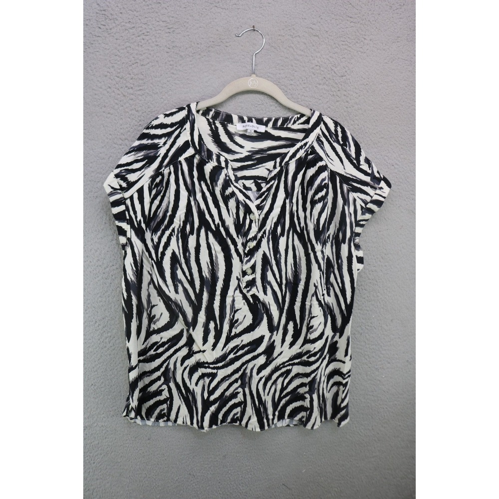 Rose & Olive Animal Print Tunic-1X-Whimsigoth-Casual-Soft-Cap Sleeve-Preppy